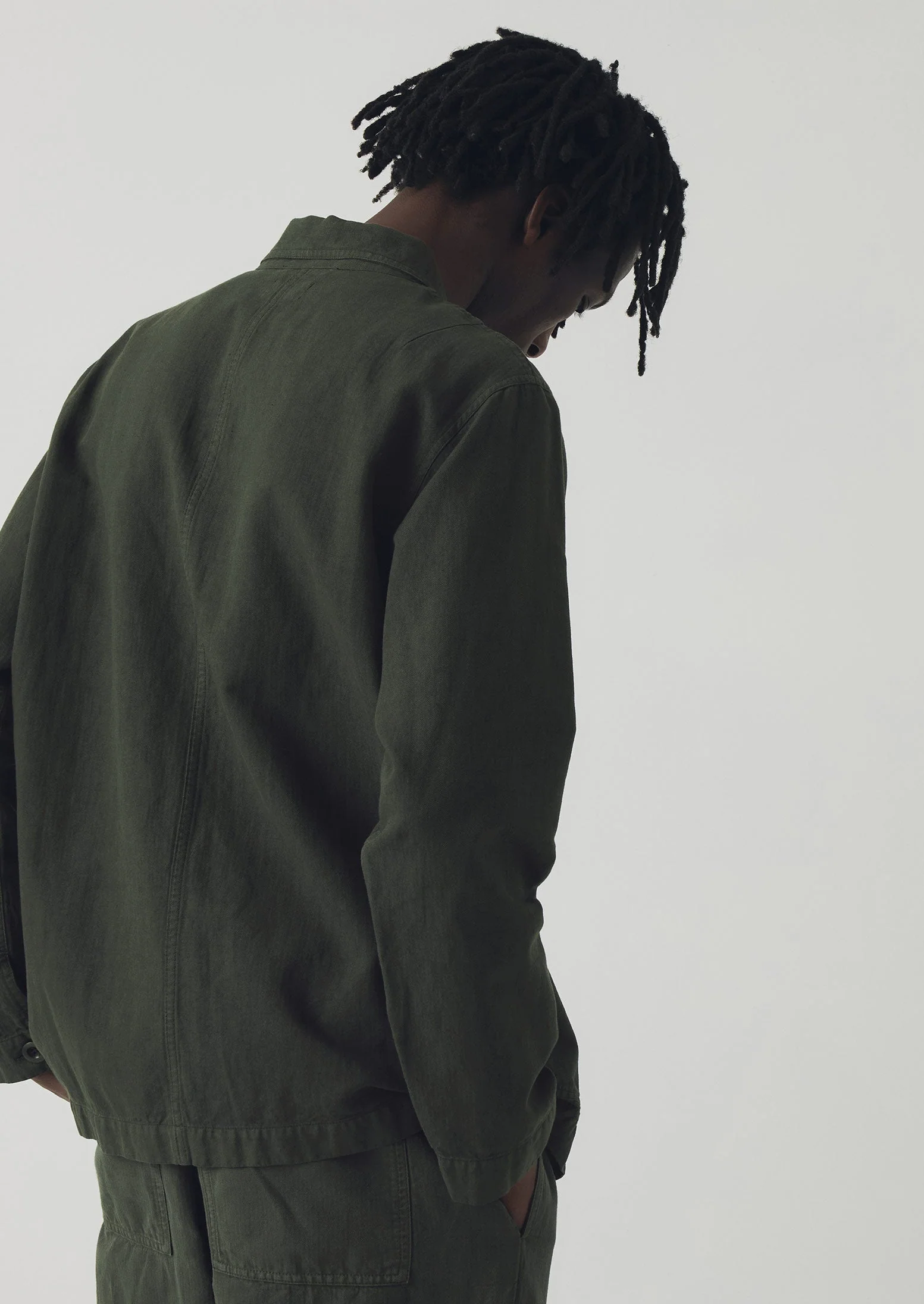 Arlo Garment Dyed Herringbone Jacket | Dark Moss - Image 5