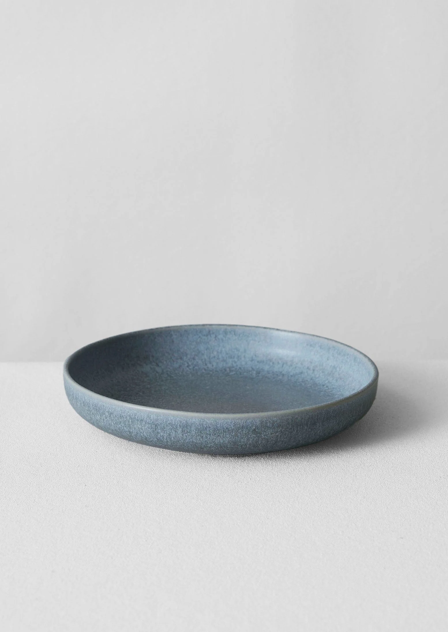 Cove Stoneware Deep Plate | Blue Grey - Image 3