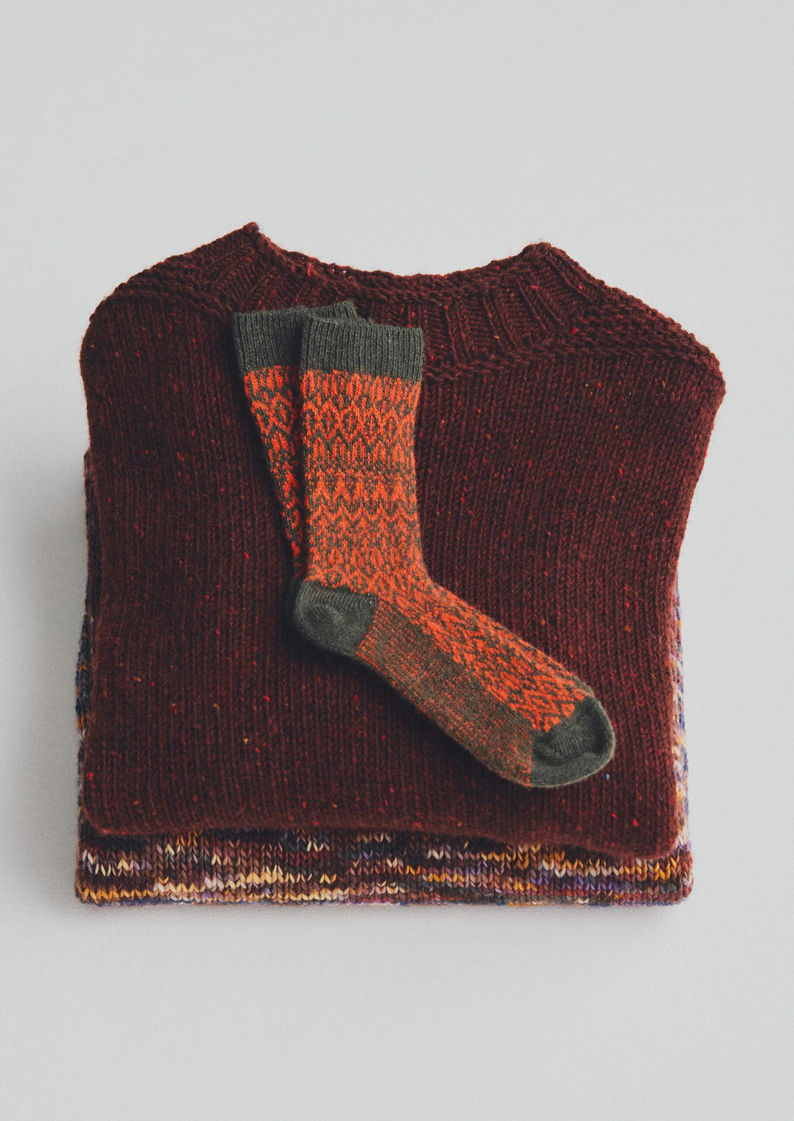 Diamond Jacquard Socks | Dark Green/Blood Orange - Image 2