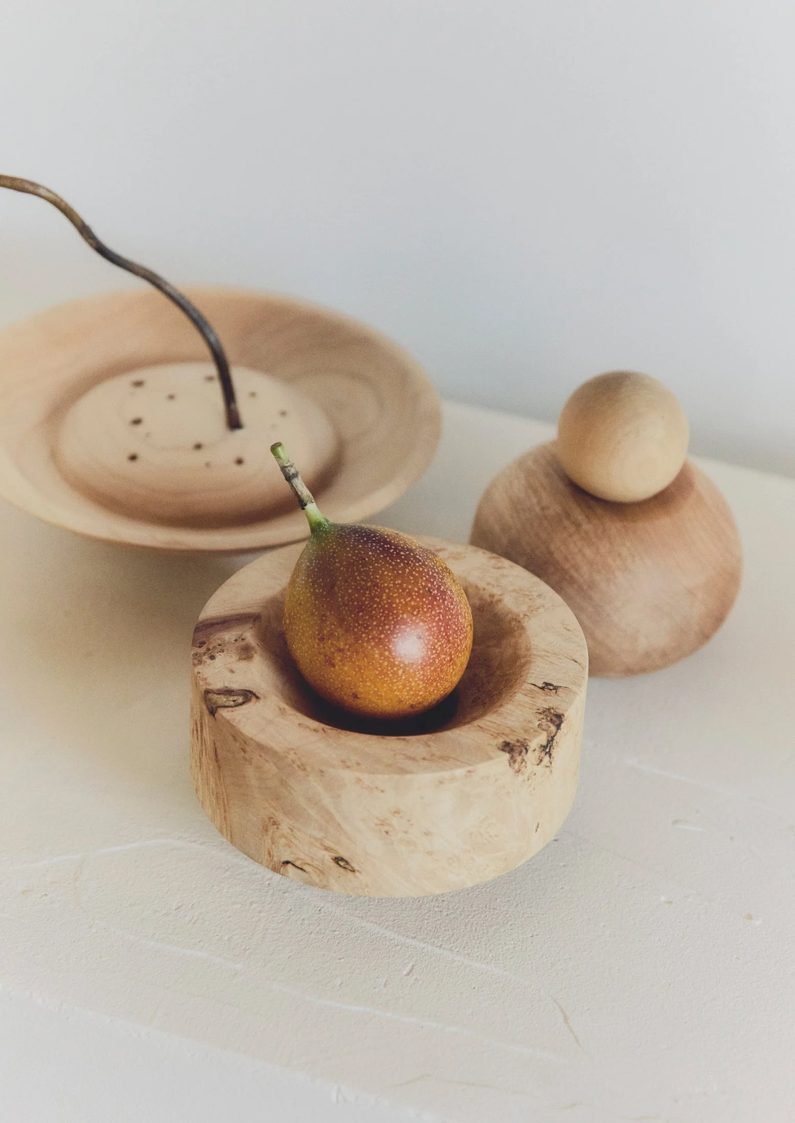 Elise McLauchlan Maple Rounded Pepper Mill | Natural - Image 3