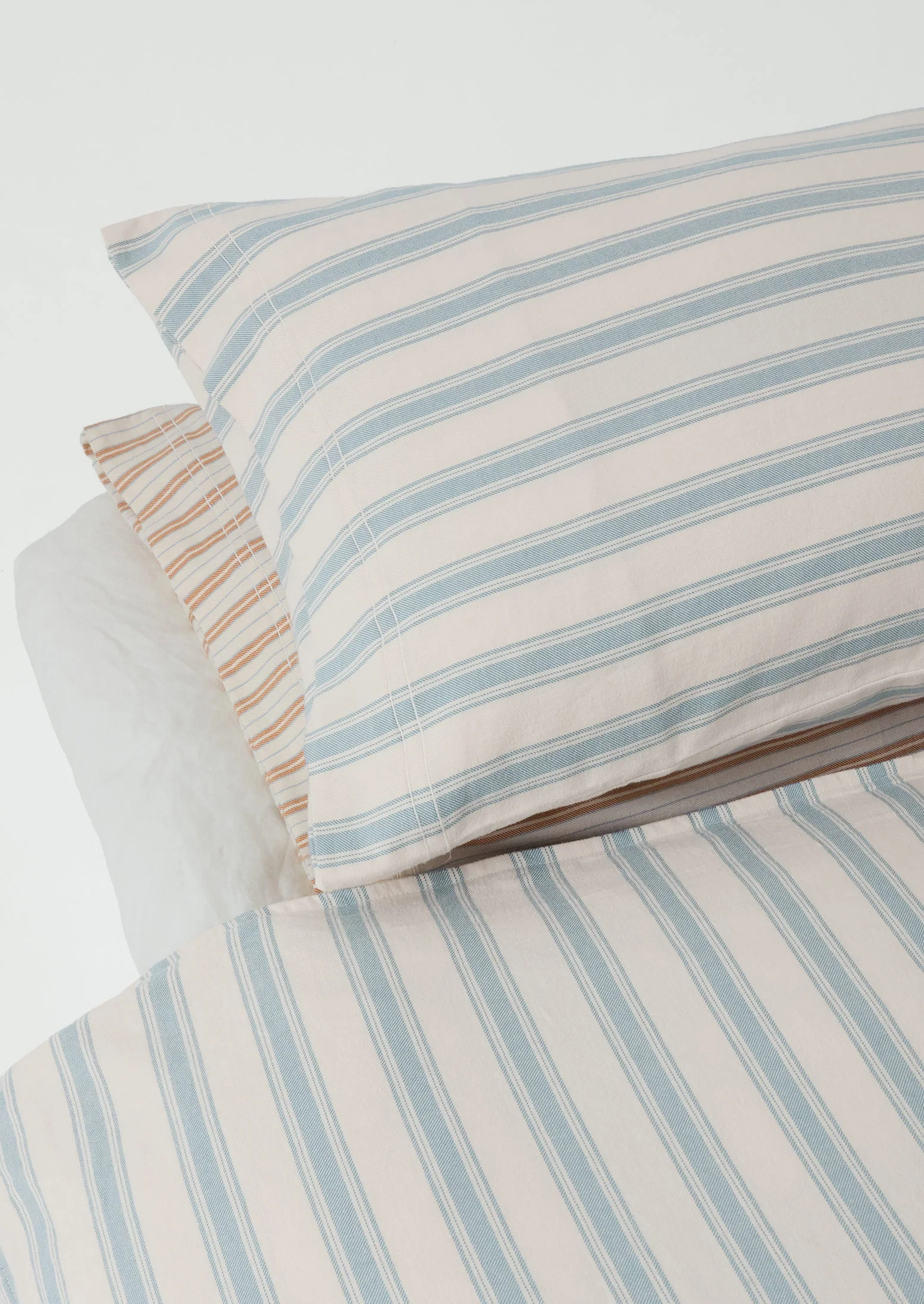 Fjord Stripe Cotton Flannel Duvet Cover | Washed Blue/Ecru - Image 5