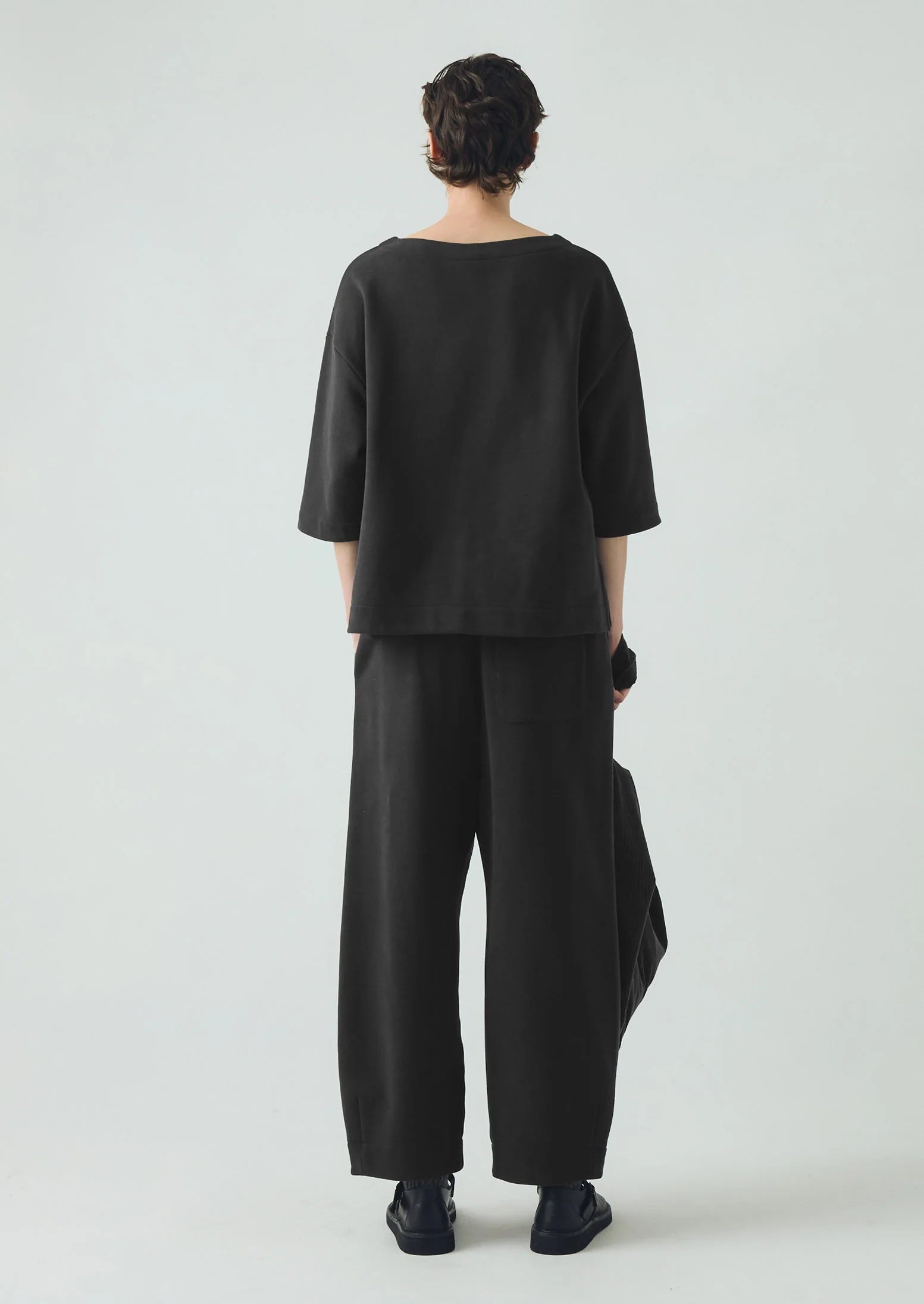 Jersey Barrel Leg Trousers | Black Pepper - Image 4