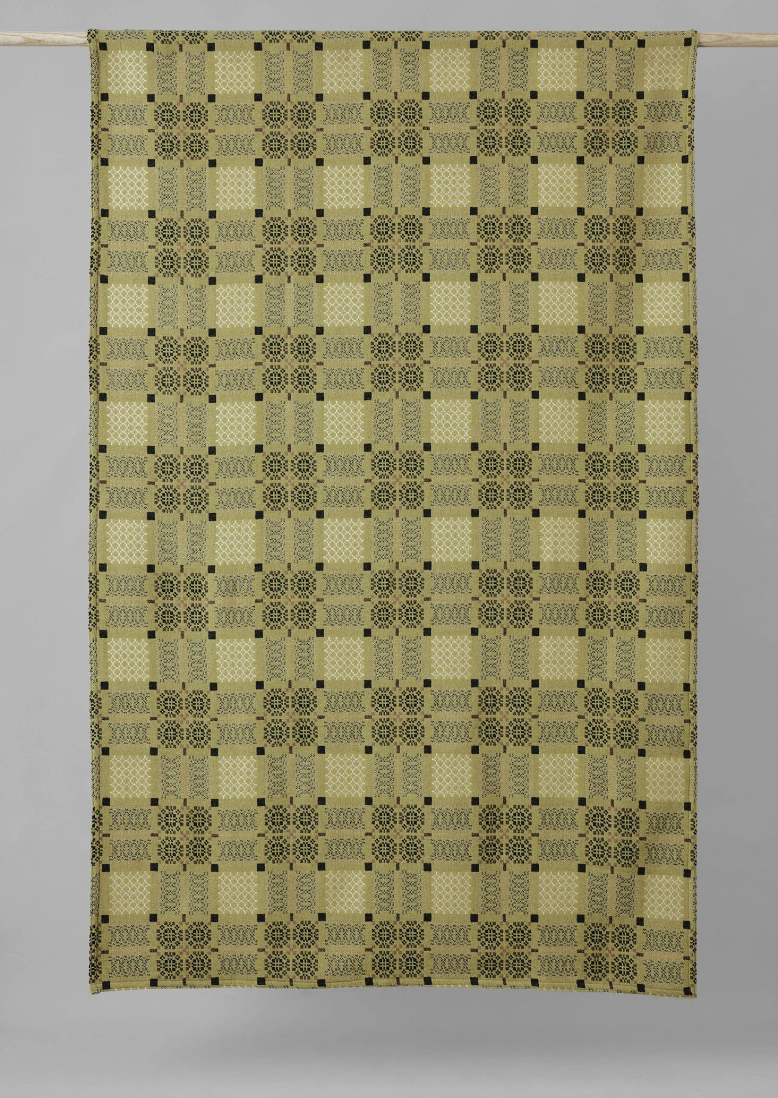 Melin Tregwynt Welsh Blanket | Catkin/Charcoal - Image 6
