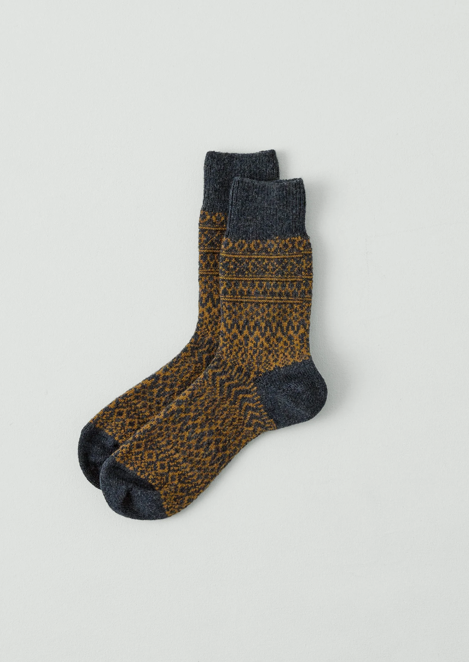 Nishiguchi Kutsushita Wool Jacquard Socks | Navy/Toffee