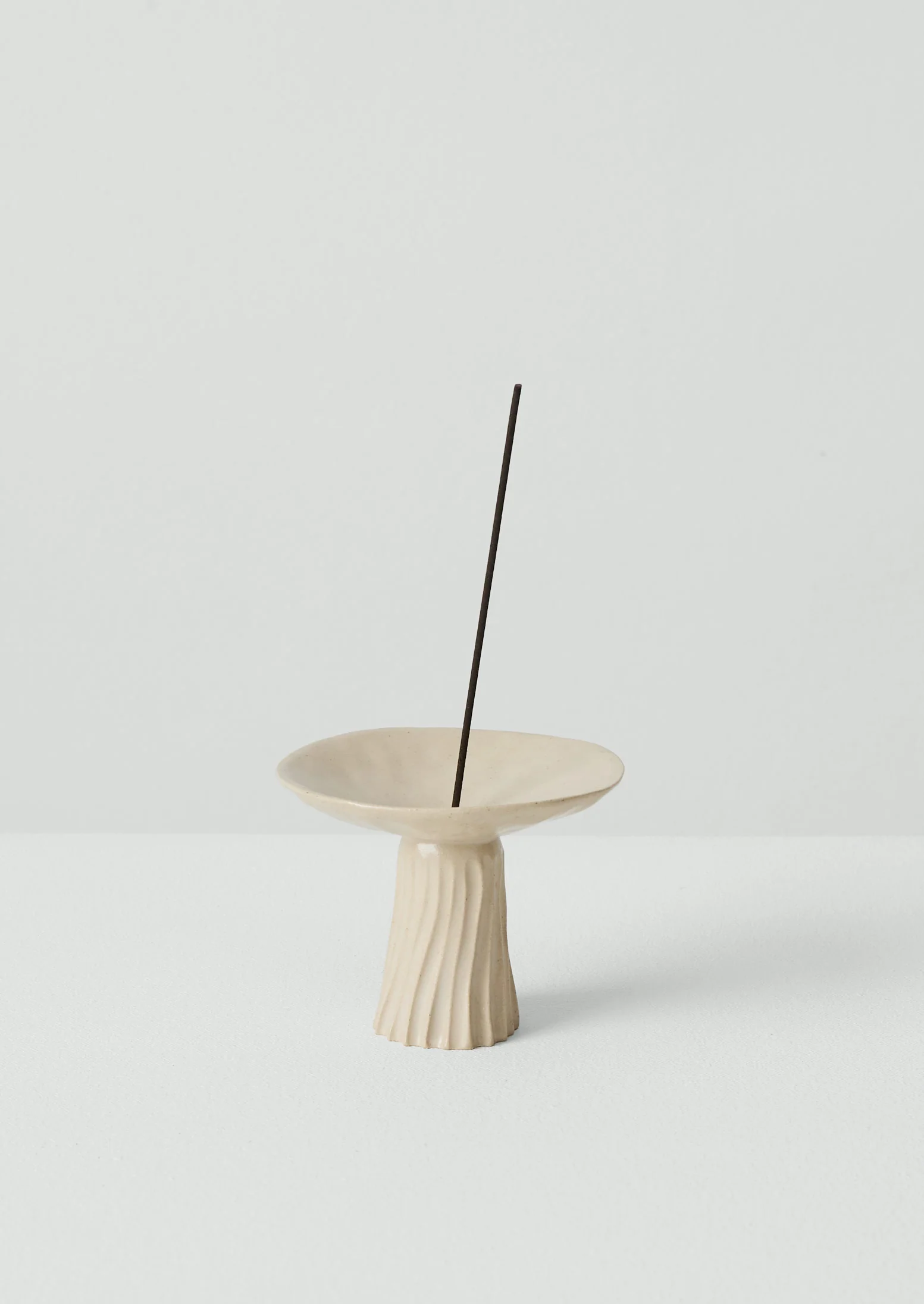 PPP Lab Hand-Pinched Stoneware Incense Holder | White - Image 2