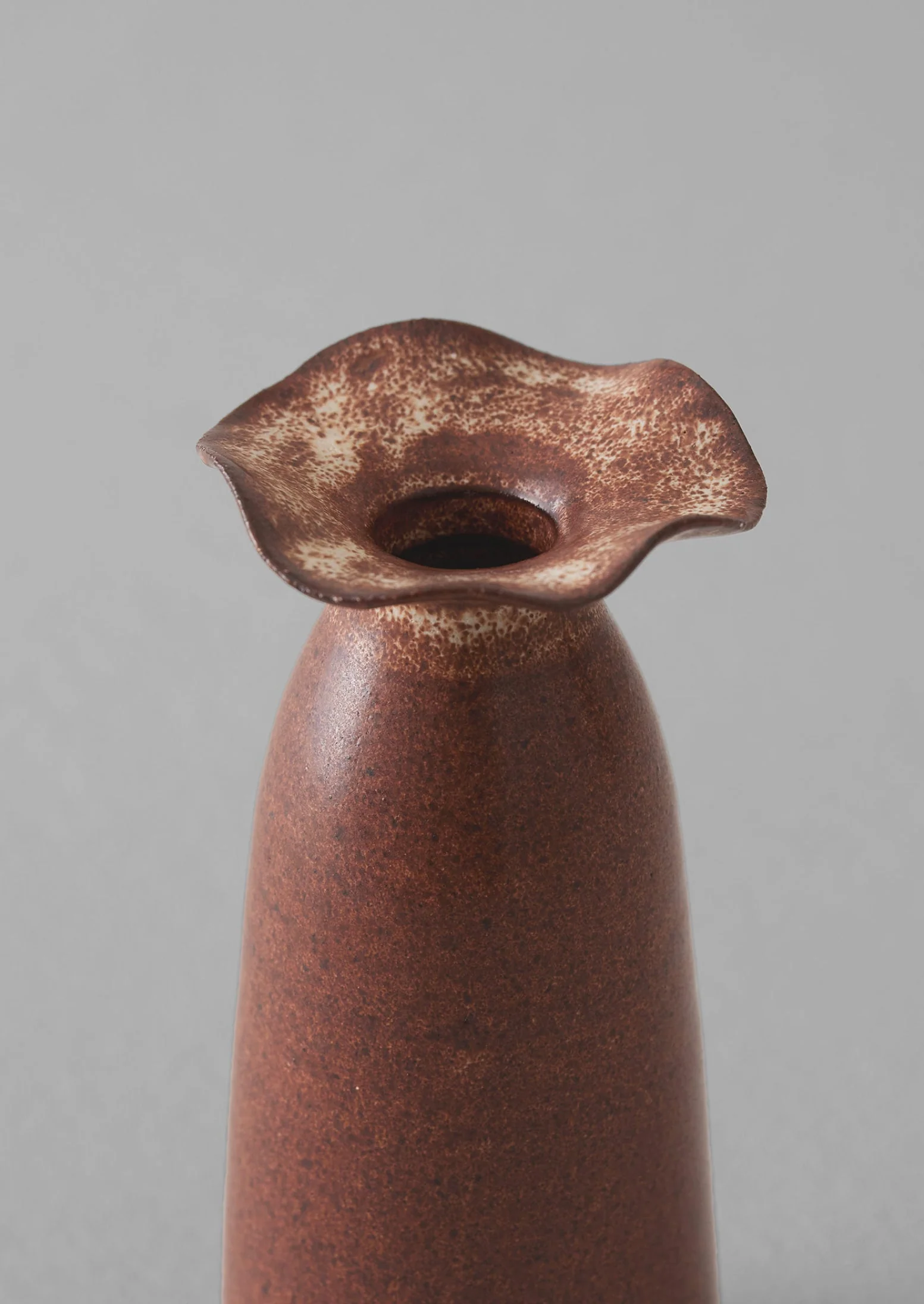 SZ Ceramics Frill Neck Vase | Chestnut - Image 5