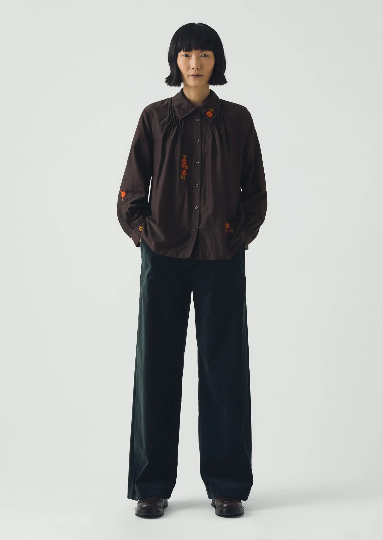 Vespertine Floral Embroidered Cotton Silk Shirt | Black Walnut - Image 4