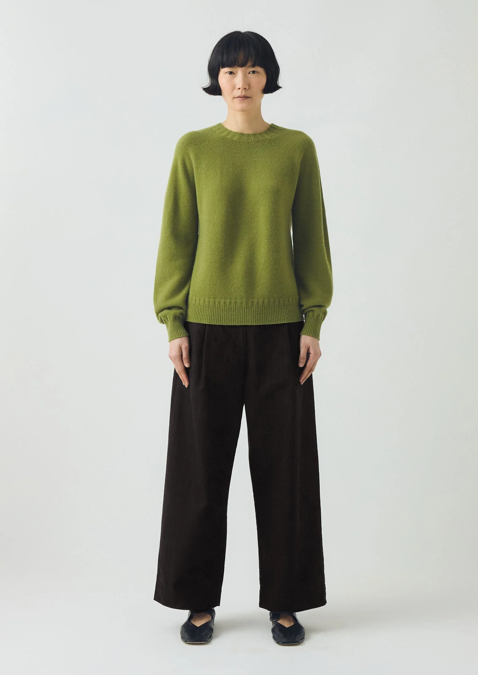 Wool Cashmere Crew Neck Sweater | Soft Green - Image 3